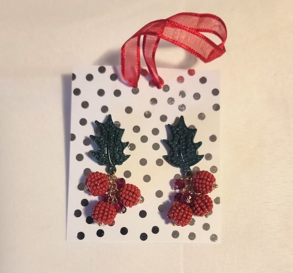 Kohl's Holy Berry Christmas Dangle Earrings $30 Retail